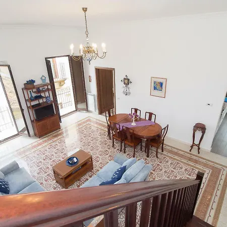 Montalto Vista Mare Luxurious 2 Floor In Pizzo Piazza Della Repubblica, Sea Views