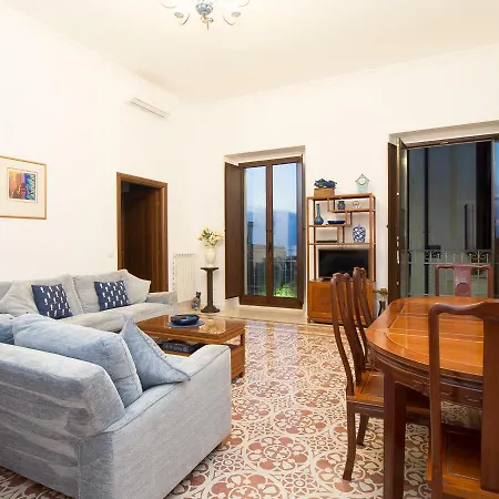 Montalto Vista Mare Luxurious 2 Floor In Pizzo Piazza Della Repubblica, Sea Views Pizzo (Calabria)