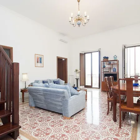 Montalto Vista Mare Luxurious 2 Floor In Pizzo Piazza Della Repubblica, Sea Views Pizzo (Calabria)