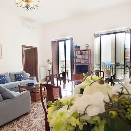 Apartment Montalto Vista Mare Luxurious 2 Floor In Pizzo Piazza Della Repubblica, Sea Views