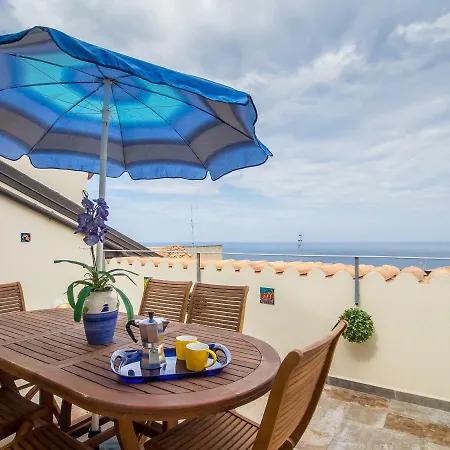 Montalto Vista Mare Luxurious 2 Floor In Pizzo Piazza Della Repubblica, Sea Views